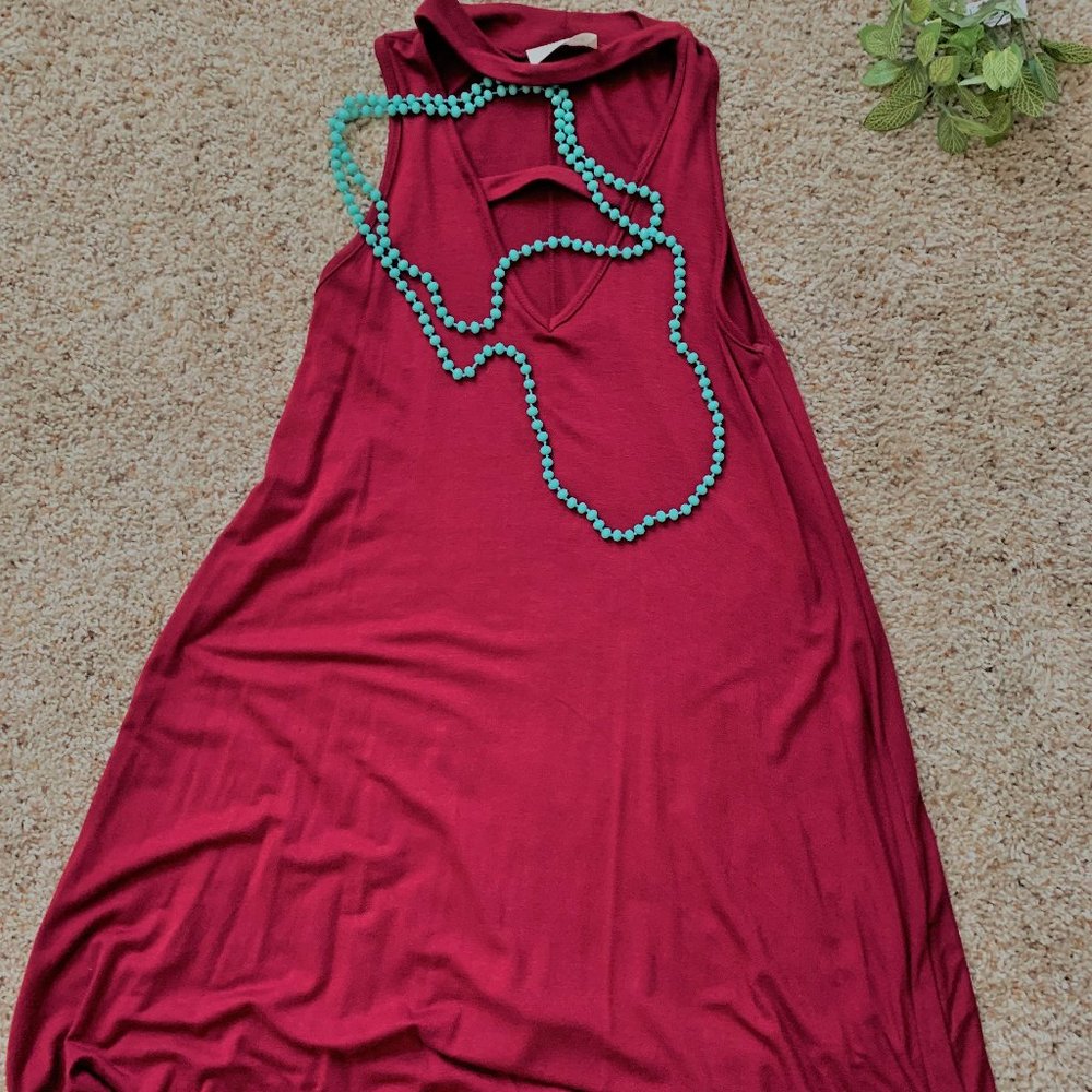 NWOT Maroon V-Neck Dress and Necklace